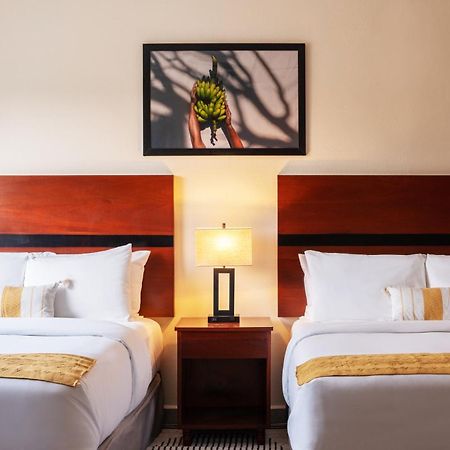The West House Boutique Hotel San Ignacio Bagian luar foto