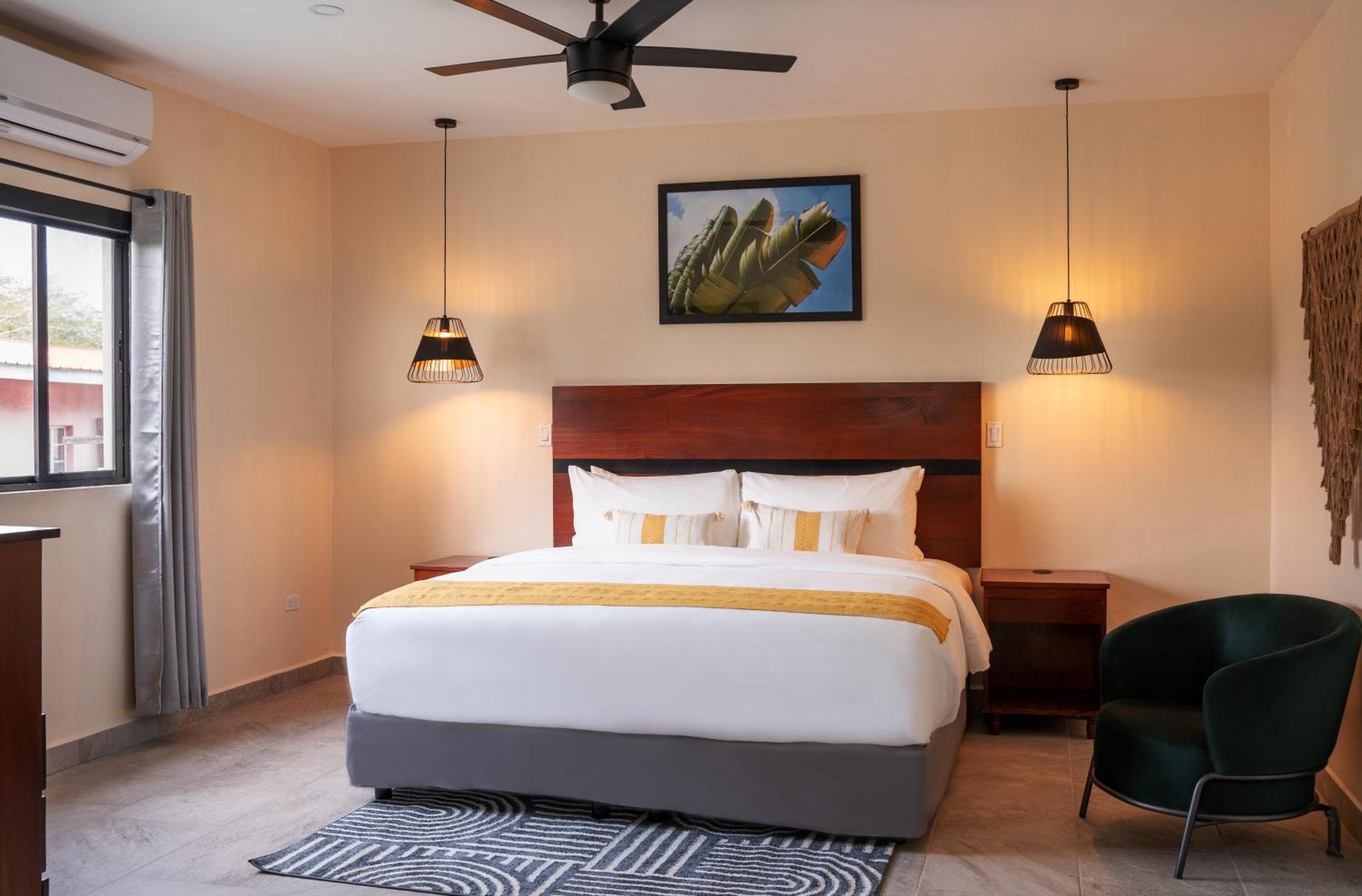 The West House Boutique Hotel San Ignacio Bagian luar foto