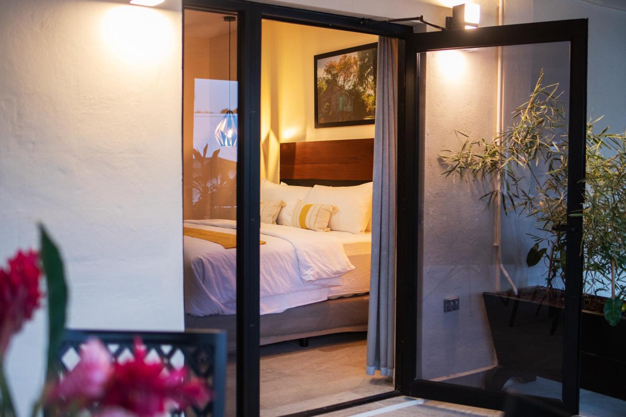 The West House Boutique Hotel San Ignacio Bagian luar foto