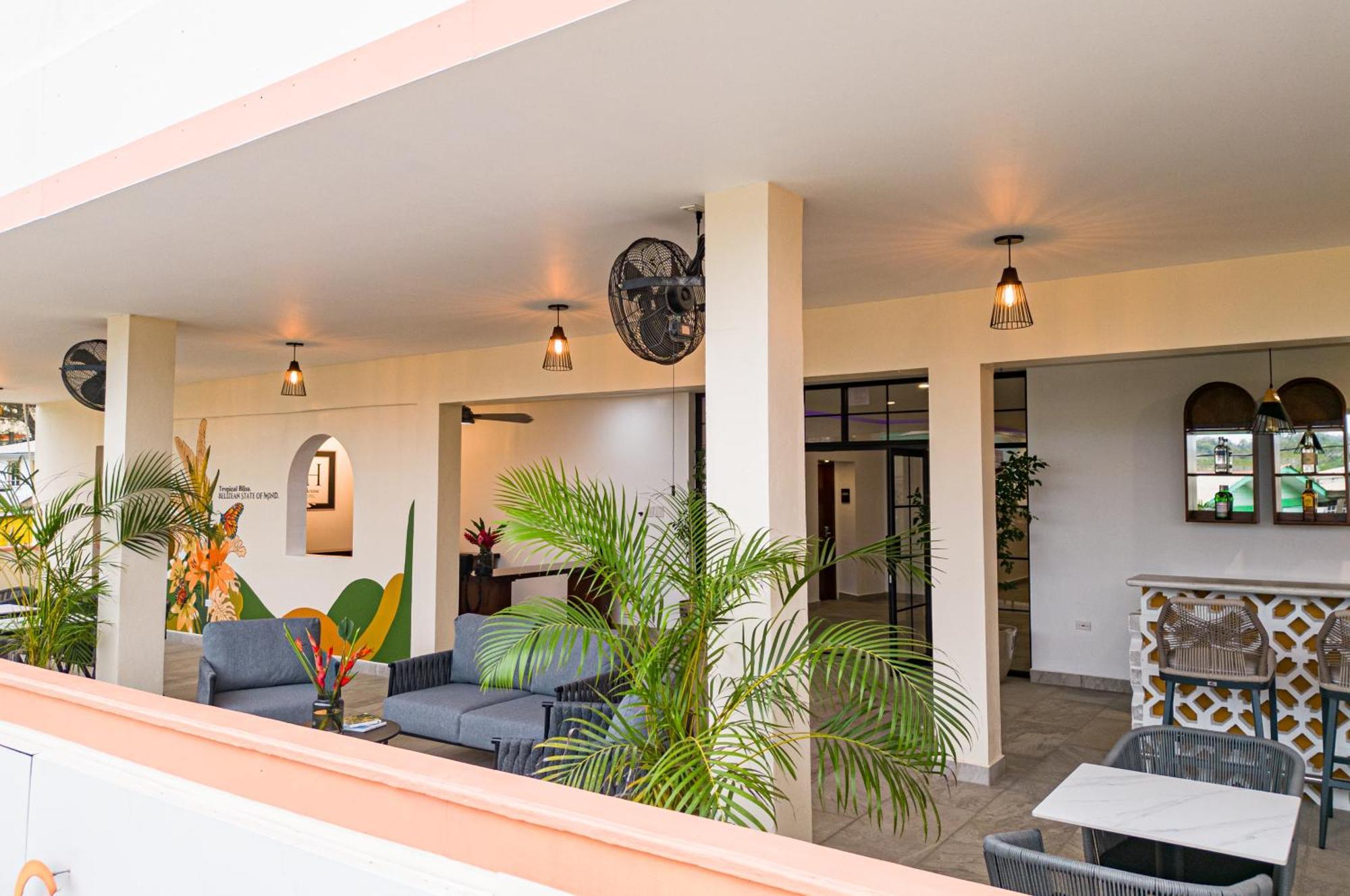 The West House Boutique Hotel San Ignacio Bagian luar foto